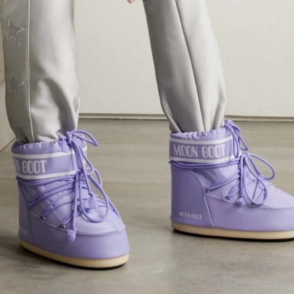 New moon boots,size 5.5-7 - Picture 4 of 6